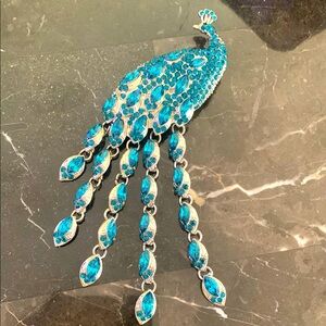 BRAND NEW!  Elegant Blue Peacock Brooch
